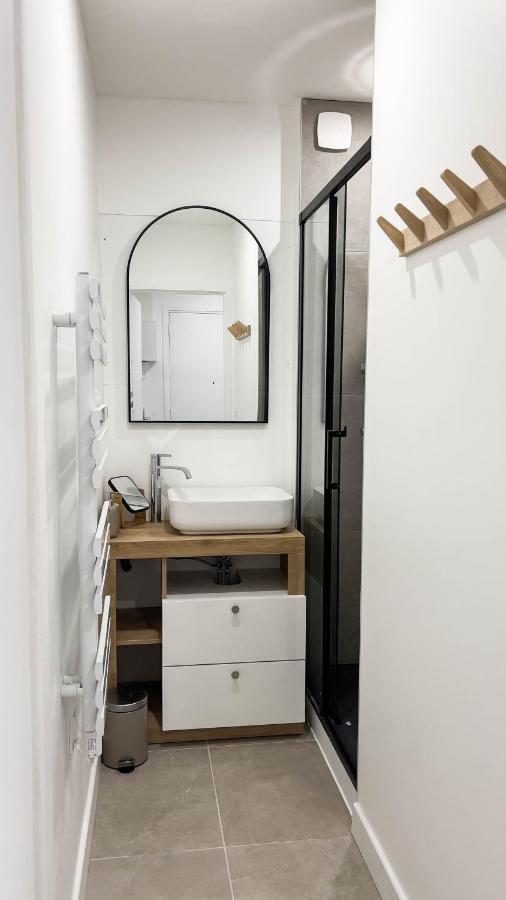 Appartement 4 Etoiles En Centre Ville De Vichy - Le Basile Exterior photo